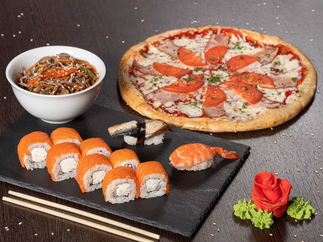 Как выбрать суши или пиццу, чтобы заказать еду с доставкой